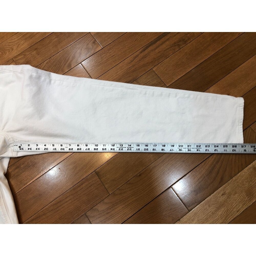American Eagle Outfitters Stretch Mom Jean White Size 8 Regular - Picture 8 of 11